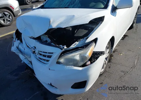 2013 Toyota Corolla Le из США, поврежденный, VIN 2T1BU4EE4DC990557